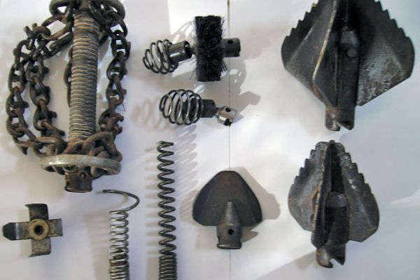 werkzeuge6ebbae7a-c302-e400-79c1-ba924860fcd9398DDCCF-B8C5-42D3-5507-D80D49A9332C.jpg
